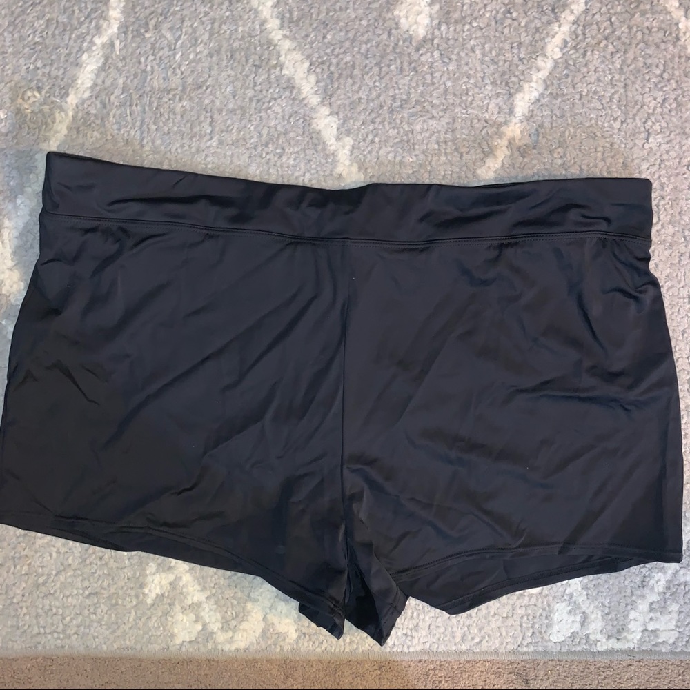 SWIMSUITS FOR ALL black swim shorts size 22